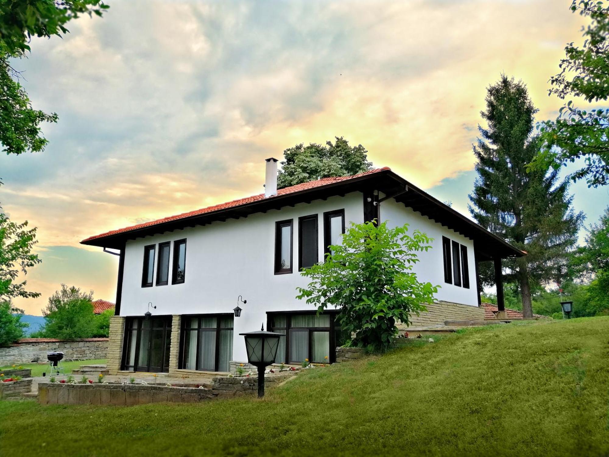 Бор И Шишарка Varzilkovtsi Exterior photo